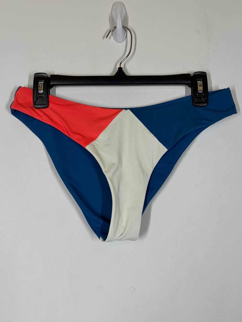 NWOT Vetchy Bikini Bottom Size Medium